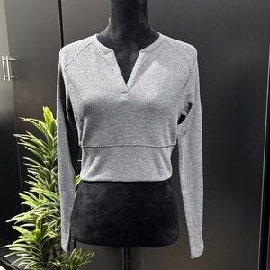 UpWest Crop Textured knit,v-neck,long sleeve pullover,stretch